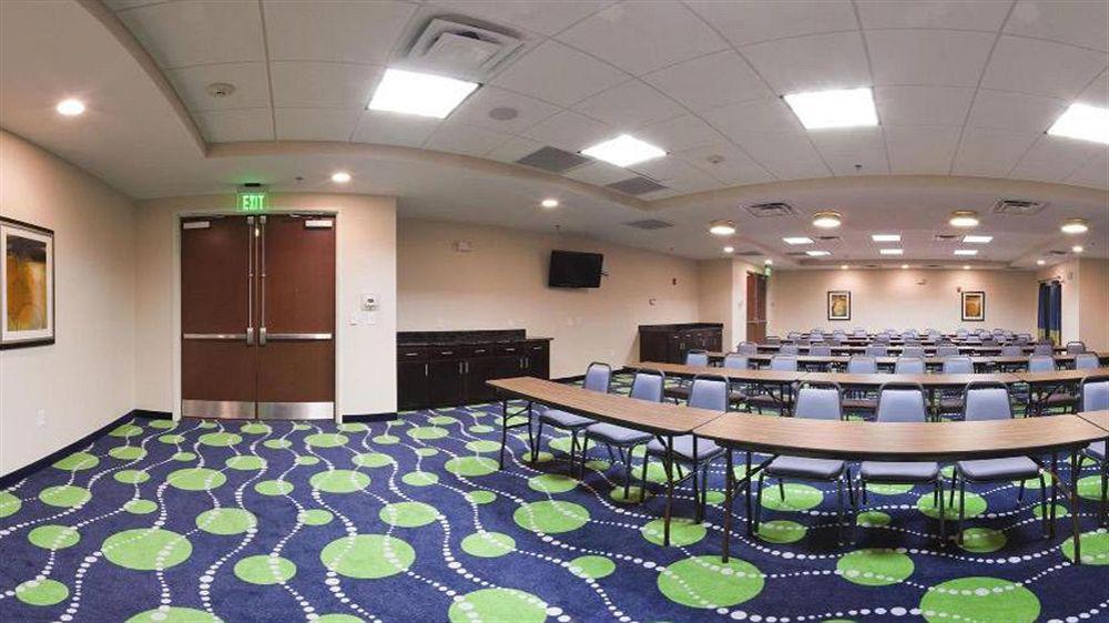 Holiday Inn Express Hotel & Suites Atlanta Airport West - Camp Creek By Ihg Dış mekan fotoğraf